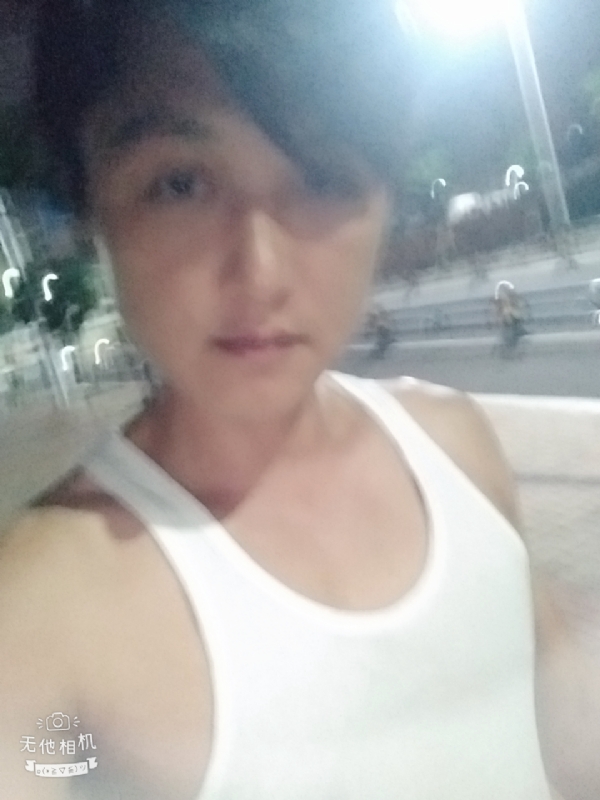 弟弟的第一张照片--济南相亲服务中心