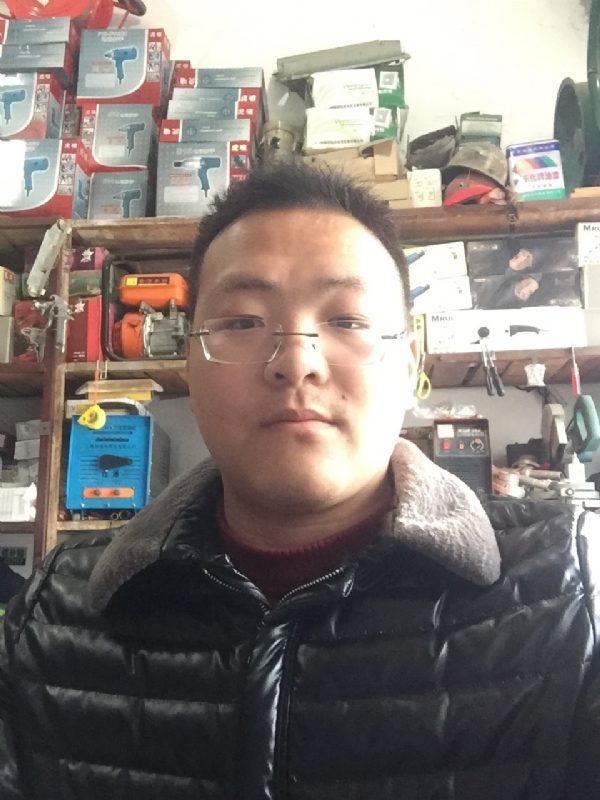 鼎福的第一张照片--济南相亲服务中心