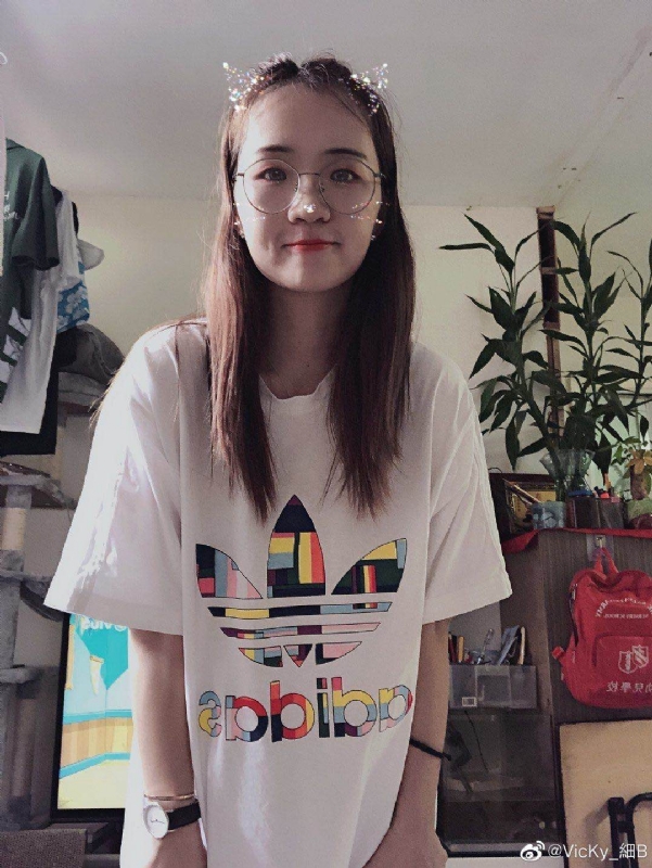 丁美洁的第一张照片--济南相亲服务中心