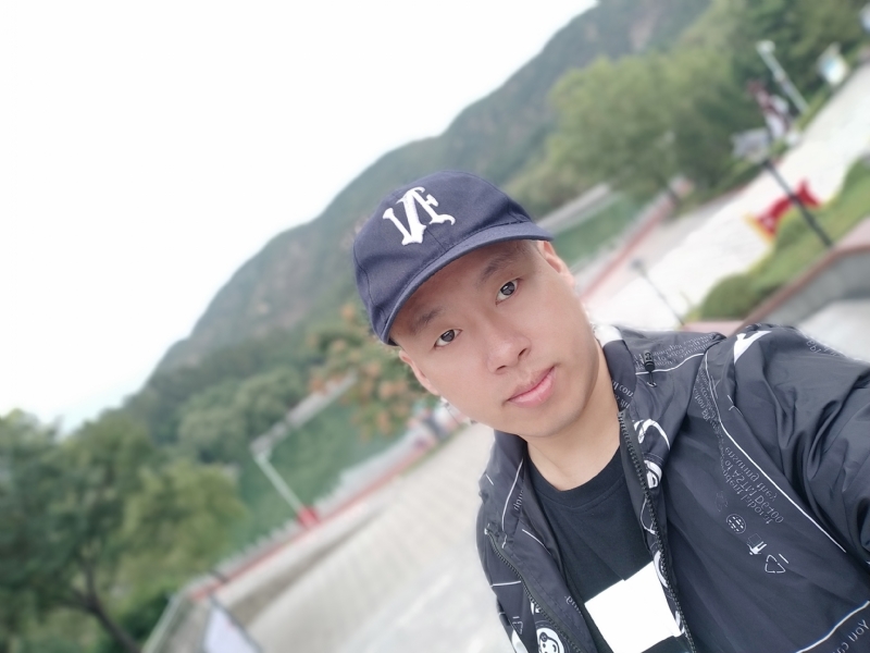 阳光的第一张照片--济南相亲服务中心