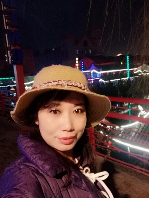 阳光明媚的第一张照片--济南相亲服务中心