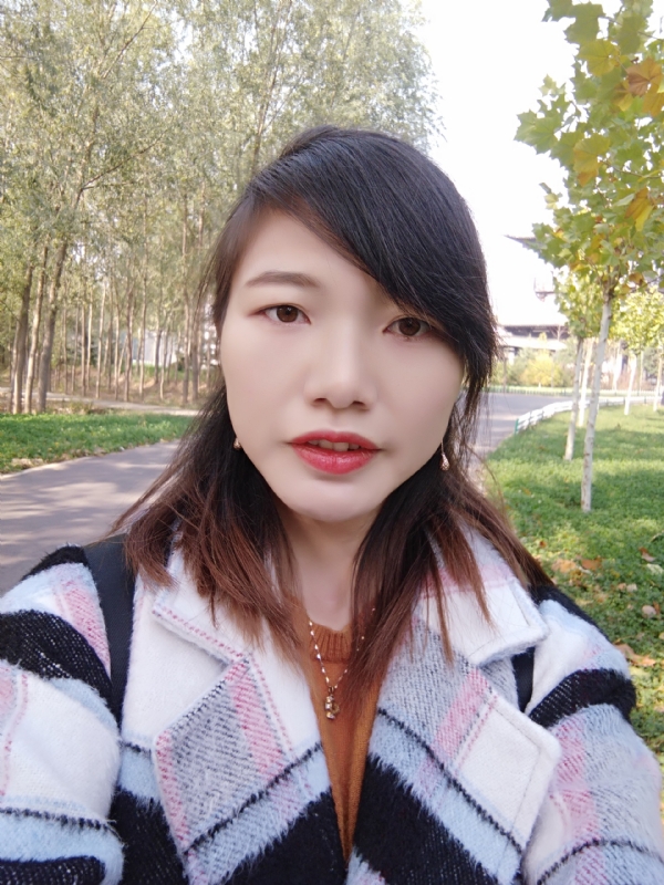 hely的第一张照片--济南相亲服务中心