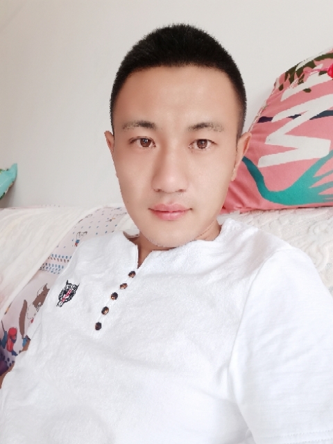 海阔天空的第一张照片--济南相亲服务中心