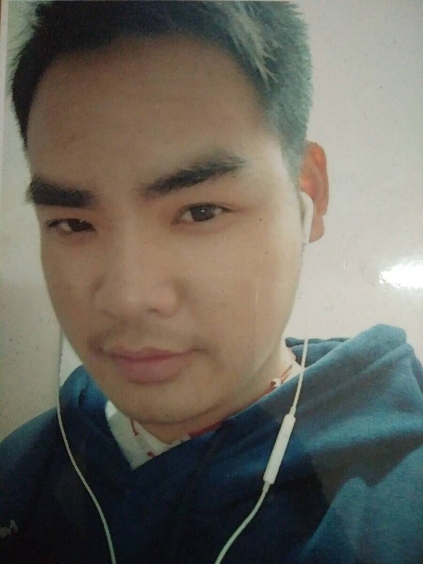 渴望爱的第一张照片--济南相亲服务中心
