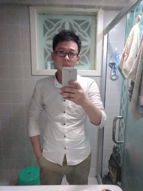 花谢魂伤的第二张照片--济南相亲服务中心