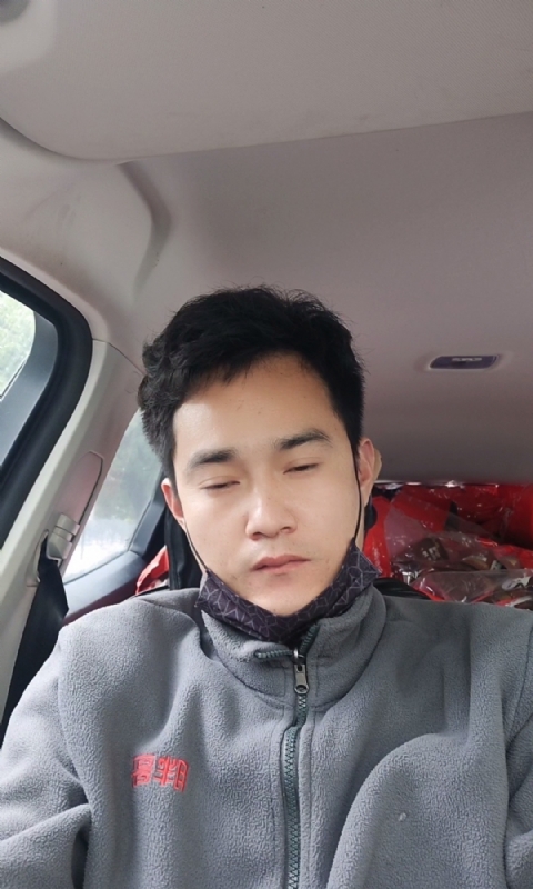 冷锋的第一张照片--济南相亲服务中心