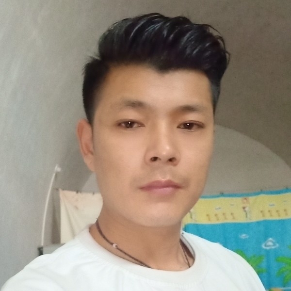 啊锋的第一张照片--济南相亲服务中心