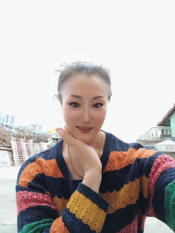燕子的第四张照片--济南相亲服务中心