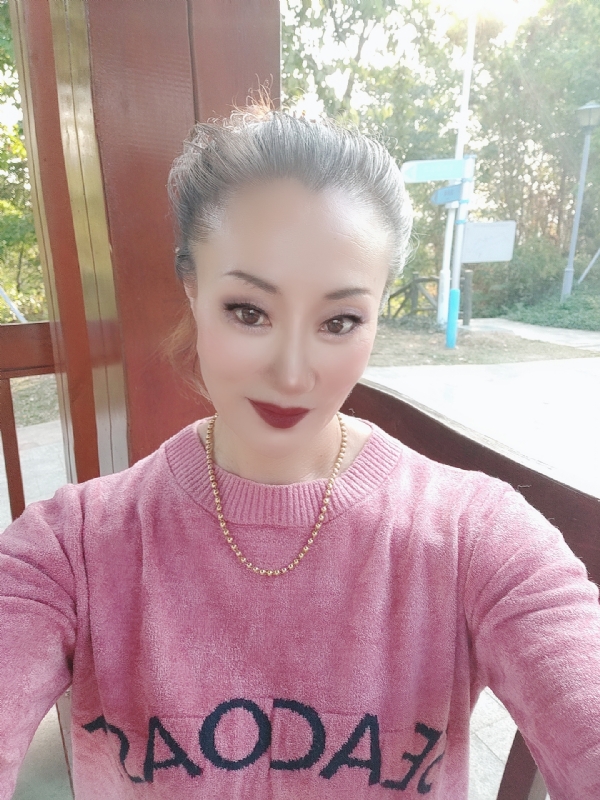 燕子的第五张照片--济南相亲服务中心