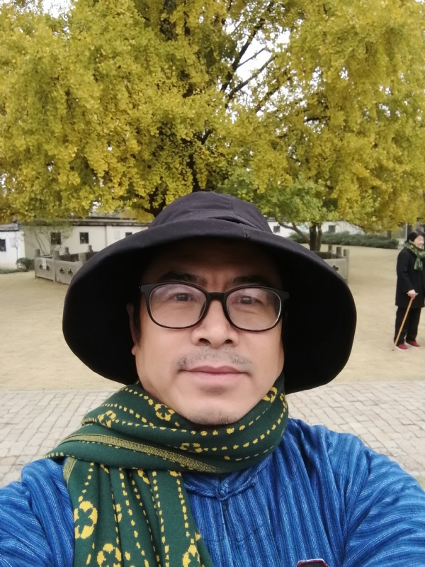 自由人的第一张照片--济南相亲服务中心