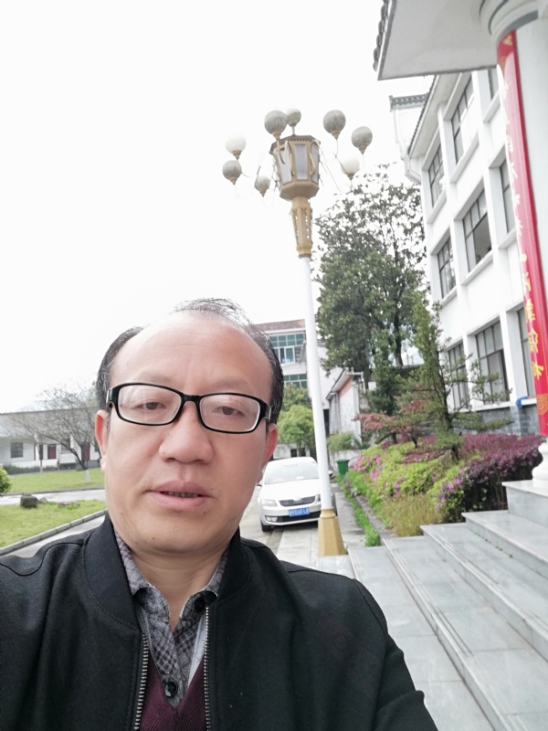 玫瑰祥云的第二张照片--济南相亲服务中心