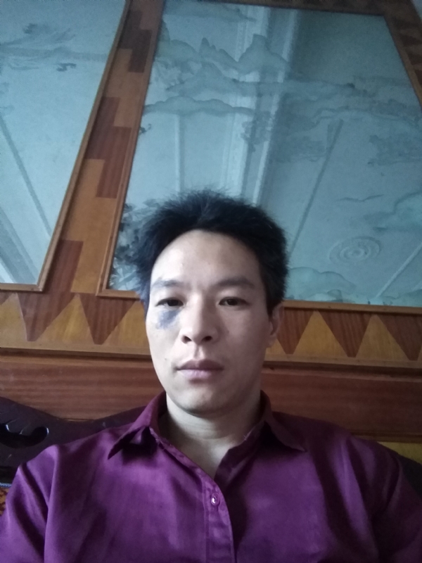 风中落叶的第一张照片--济南相亲服务中心