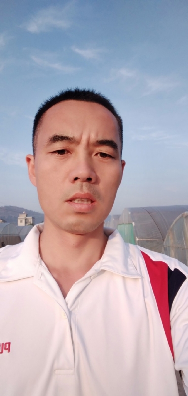 大头鱼的第一张照片--济南相亲服务中心