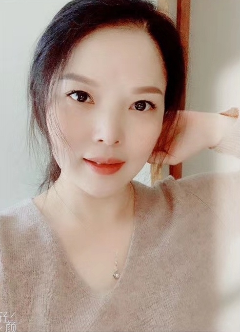 百荷的第一张照片--济南相亲服务中心