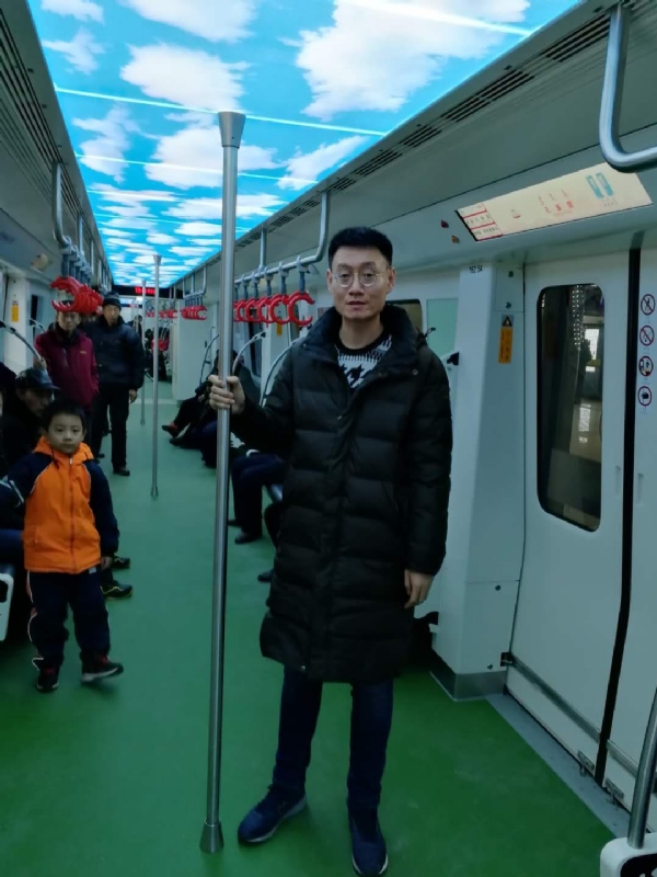 朱利安的第三张照片--济南相亲服务中心