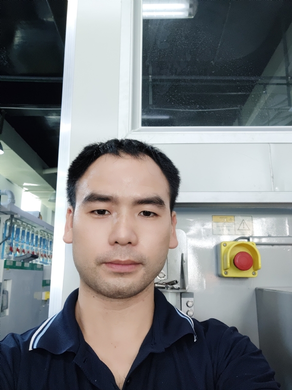 黄伟的第一张照片--济南相亲服务中心