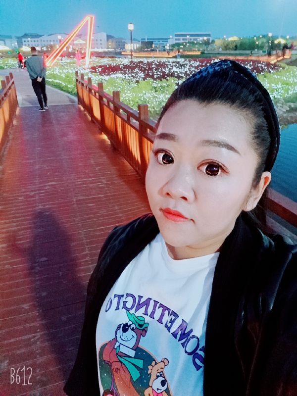 孙晓雪的第一张照片--济南相亲服务中心