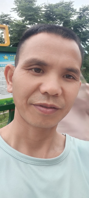 找个相爱的人结婚的第一张照片--济南相亲服务中心