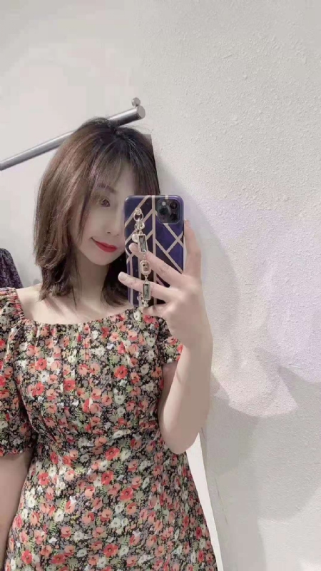 李月亮的第一张照片--济南相亲服务中心