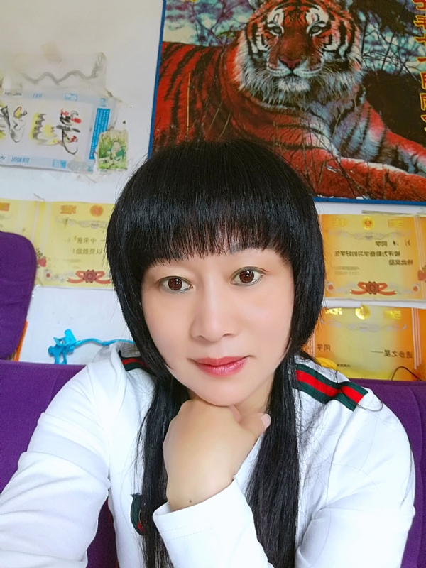 金鱼儿的第二张照片--济南相亲服务中心