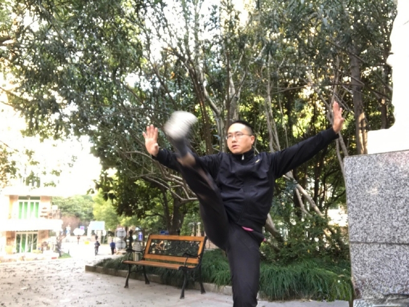 自故深情好受伤的第三张照片--济南相亲服务中心