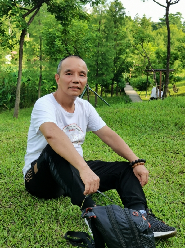 稳重大方的第二张照片--济南相亲服务中心