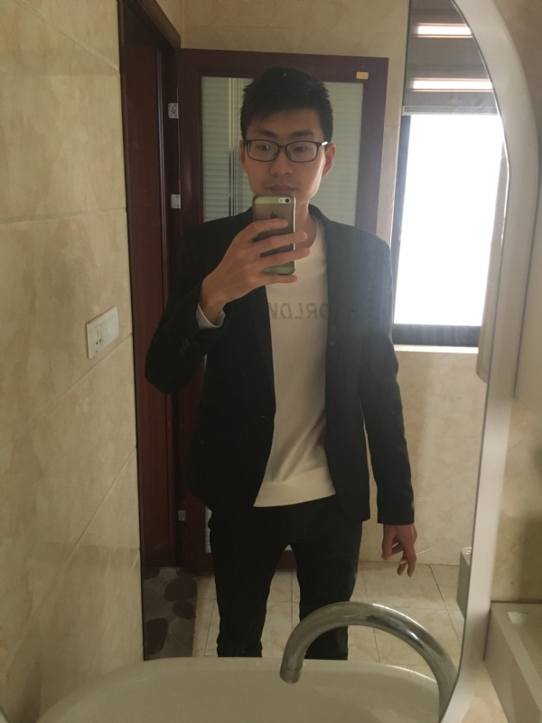 一生何求的第一张照片--济南相亲服务中心
