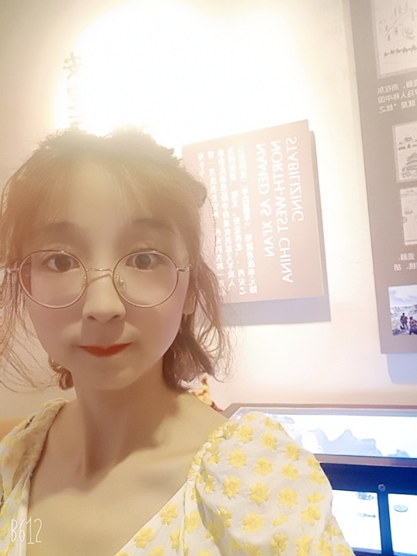 吴小小的第一张照片--济南相亲服务中心
