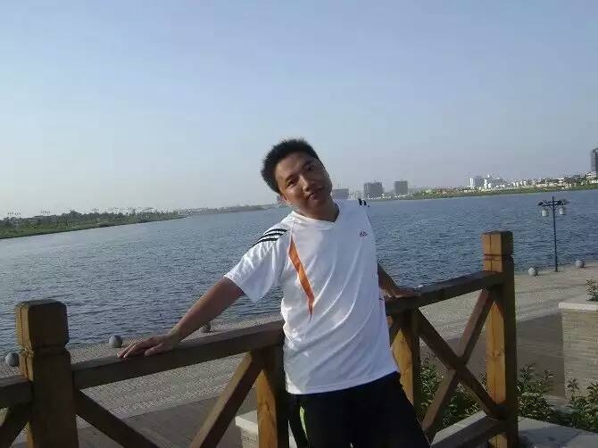 才乡痴情的第二张照片--济南相亲服务中心