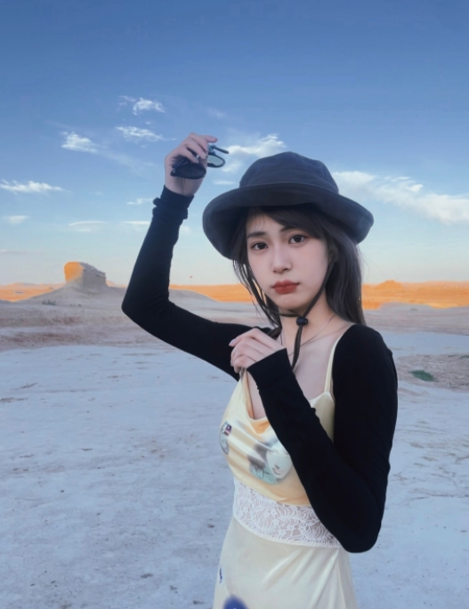 英姐的第一张照片--济南相亲服务中心
