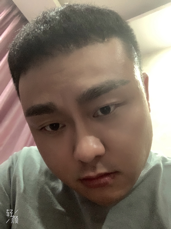 何为奈何的第二张照片--济南相亲服务中心