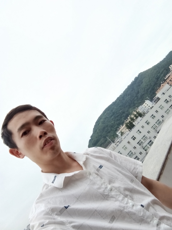 会飞的鱼的第一张照片--济南相亲服务中心