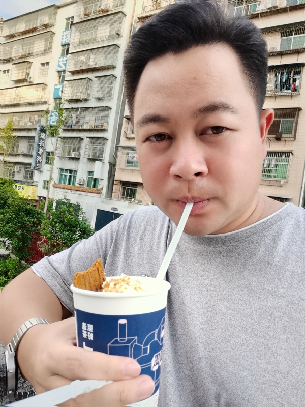 K金o的第一张照片--济南相亲服务中心