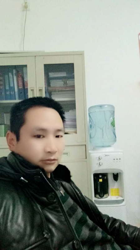 蓝色棒棒糖的第一张照片--济南相亲服务中心