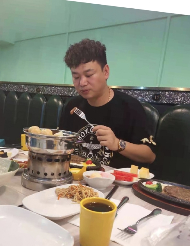 杰的第一张照片--济南相亲服务中心