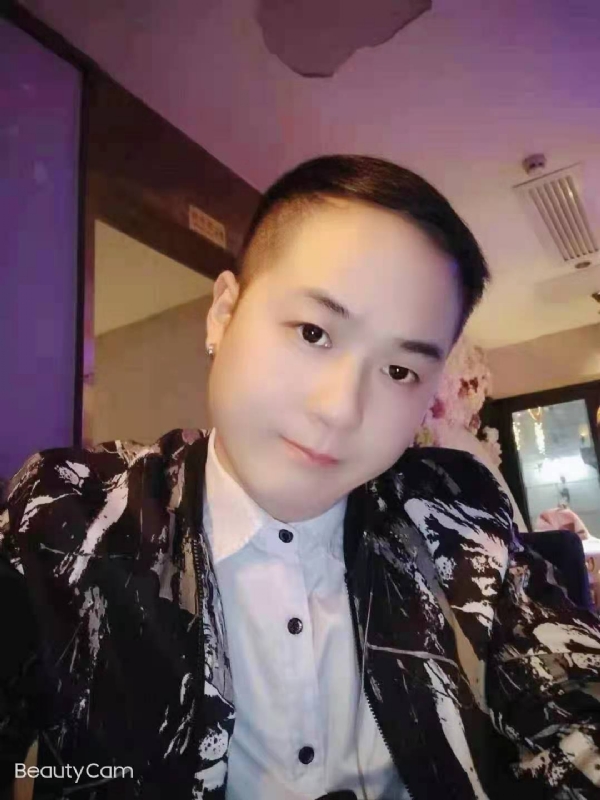 放弃一切，从头再来的第一张照片--济南相亲服务中心