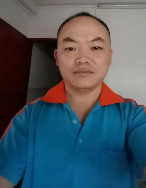 与子携老的第七张照片--济南相亲服务中心