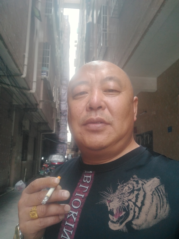 人在TA乡的第一张照片--济南相亲服务中心