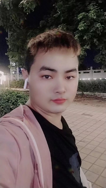 康玖伟的第二张照片--济南相亲服务中心