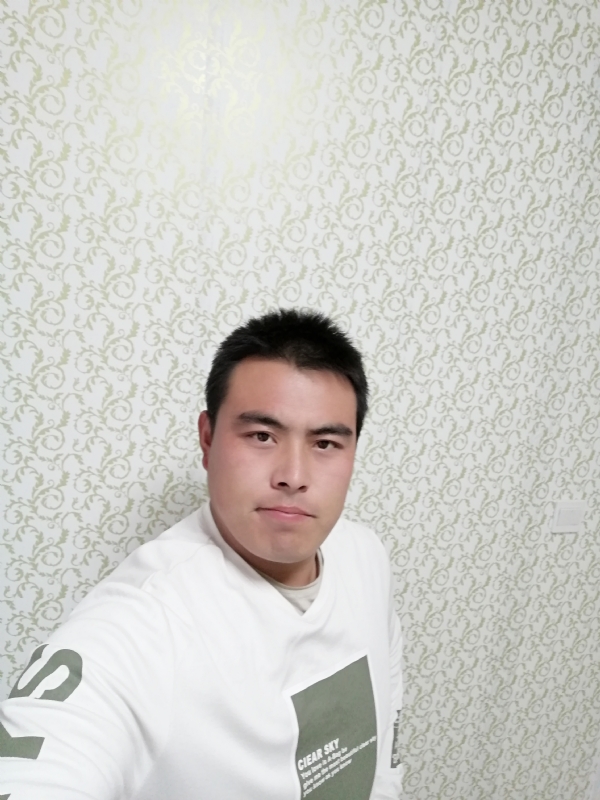 看草莓在跳舞的第一张照片--济南相亲服务中心