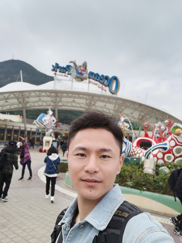 伸手摘星星的第一张照片--济南相亲服务中心