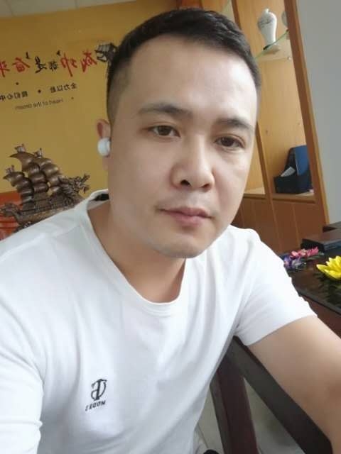 礼哥的第二张照片--济南相亲服务中心