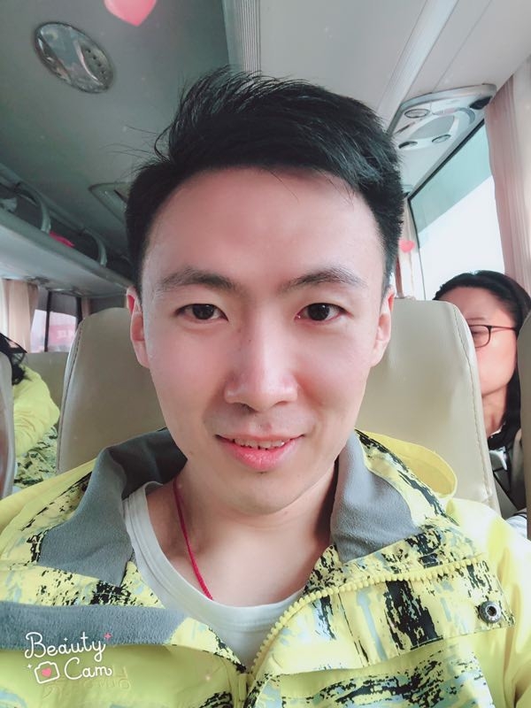 郭白白的第二张照片--济南相亲服务中心