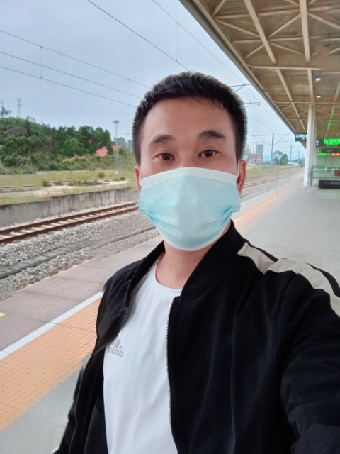 小李的第一张照片--济南相亲服务中心