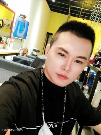 lucky的第一张照片--济南相亲服务中心