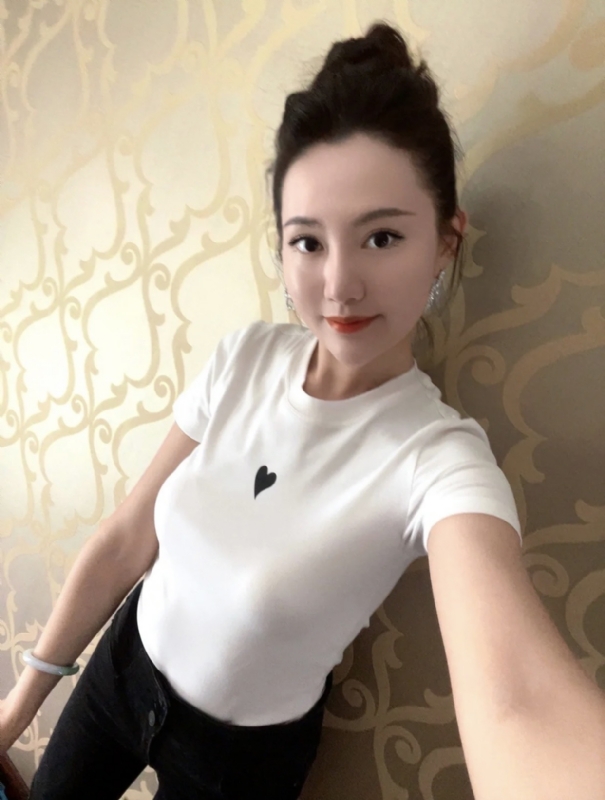 雨熙的第一张照片--济南相亲服务中心