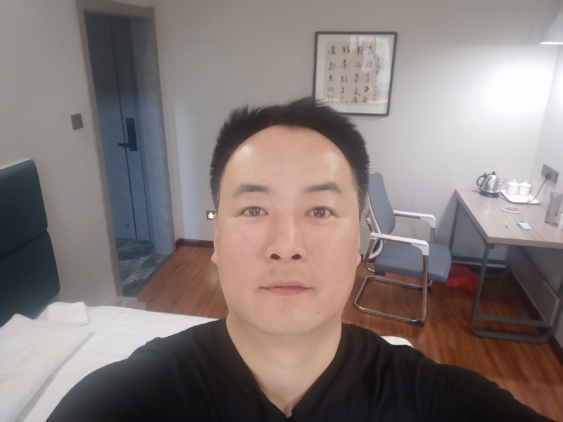 莫待花落空折枝的第一张照片--济南相亲服务中心