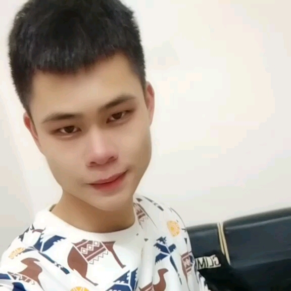 浪子的第一张照片--济南相亲服务中心
