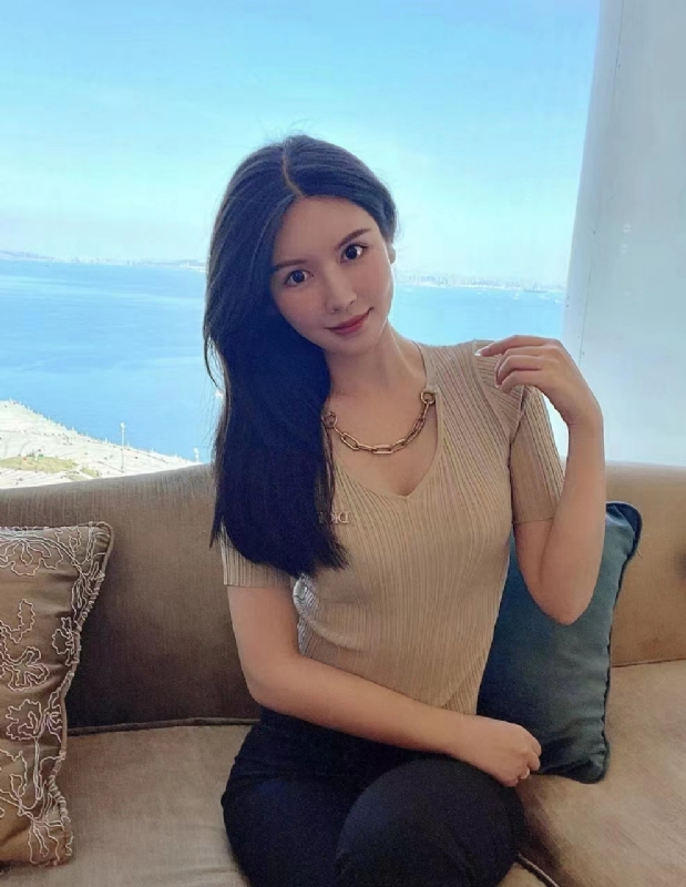 李芷晴的第一张照片--济南相亲服务中心