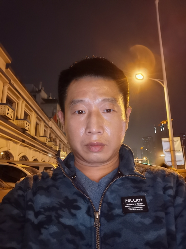 偷偷说的第二张照片--济南相亲服务中心